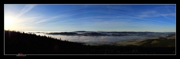 Ulrichsberg im Herbstnebel